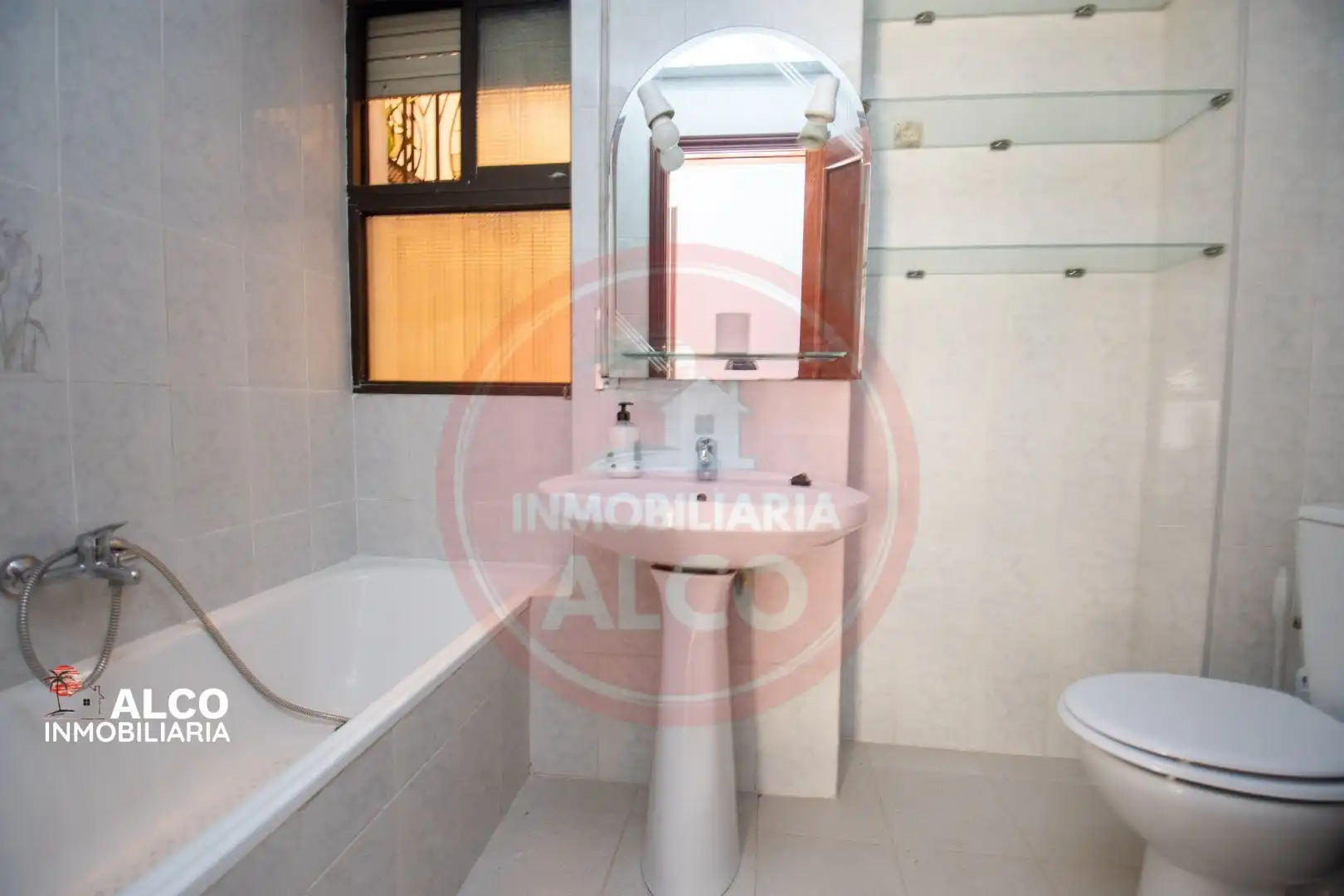 Bathroom of Flat for sale in Torrox  with Terrace