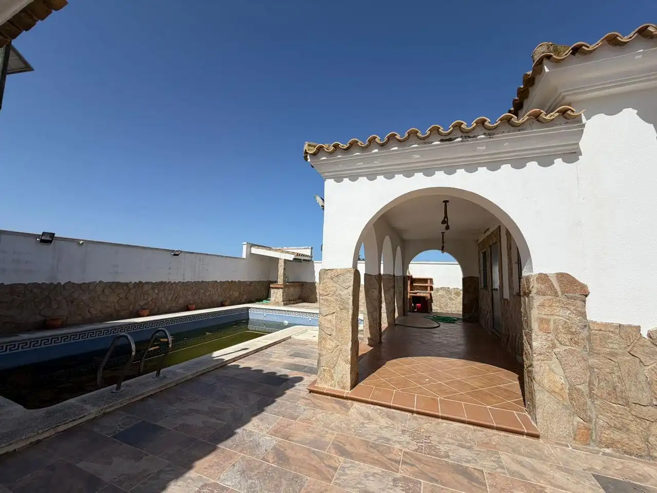 Piscina de Finca rústica en venta en Sanlúcar de Barrameda con Aire acondicionado, Trastero y Piscina