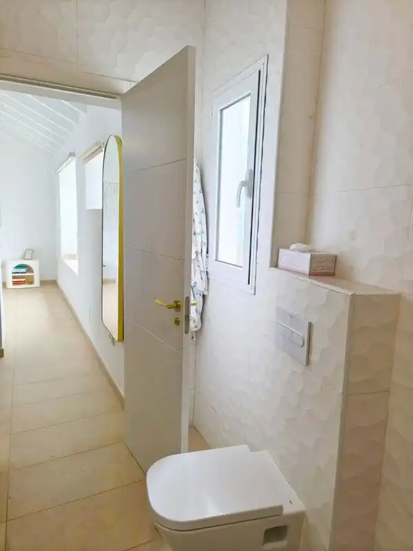 Bany de Finca rústica en venda en Moya (Las Palmas) amb Aire condicionat, Jardí privat i Terrassa