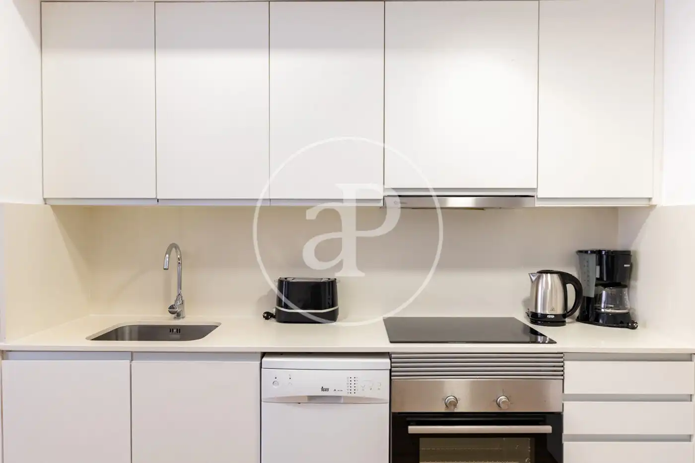 Cocina de Piso en venta en Barcelona con Aire acondicionado, Calefacción y Piscina comunitaria