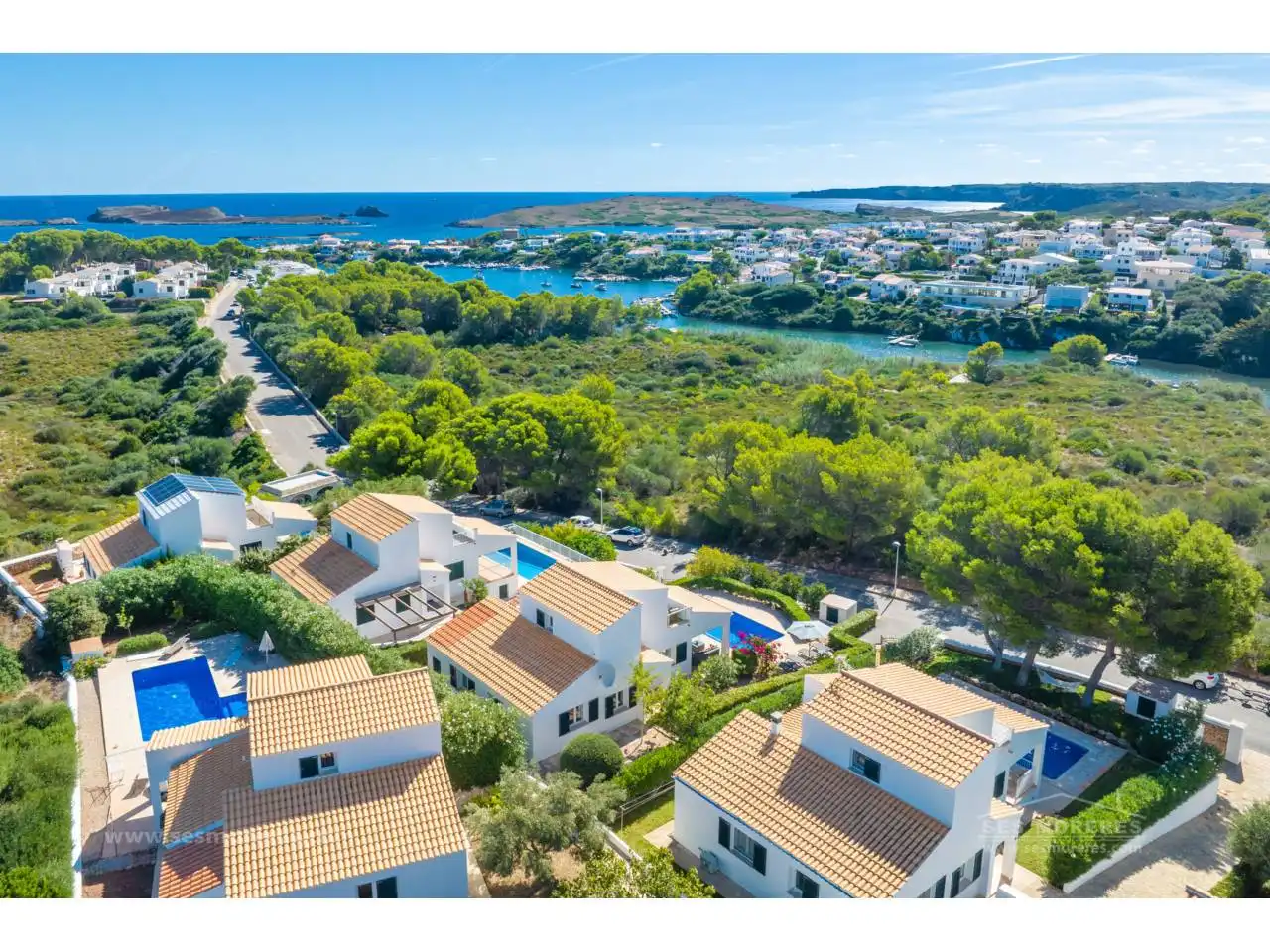 Exterior view of Houses for sale in Es Mercadal  with Air Conditioner, Private garden and Terrace