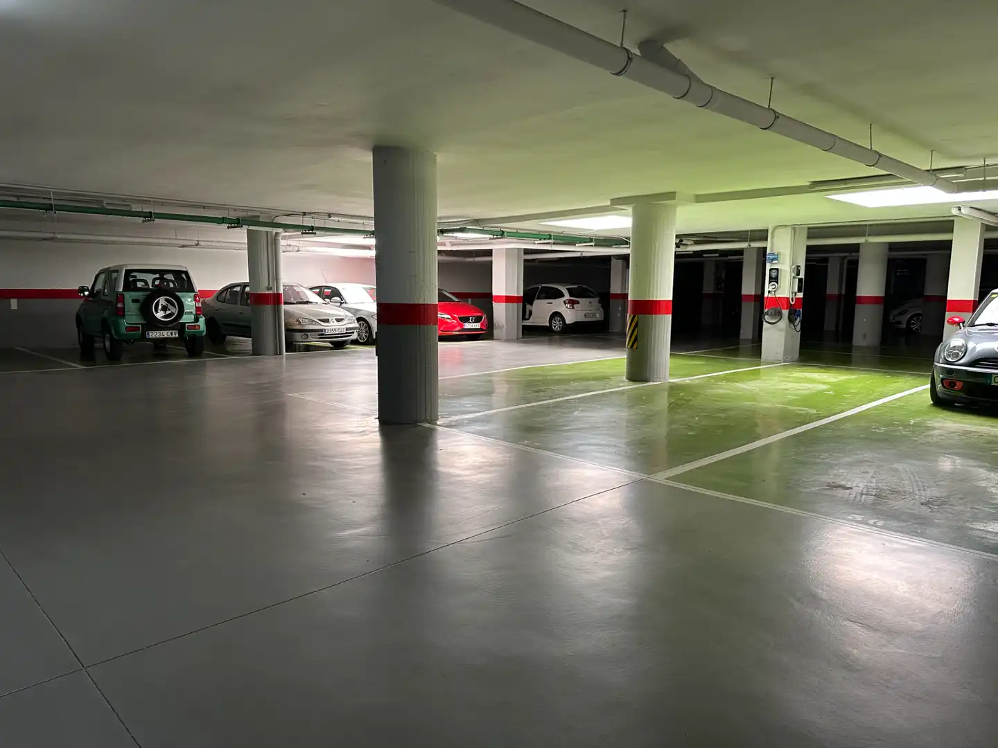 Parking de Piso en venta en  Logroño con Calefacción, Parquet y Terraza