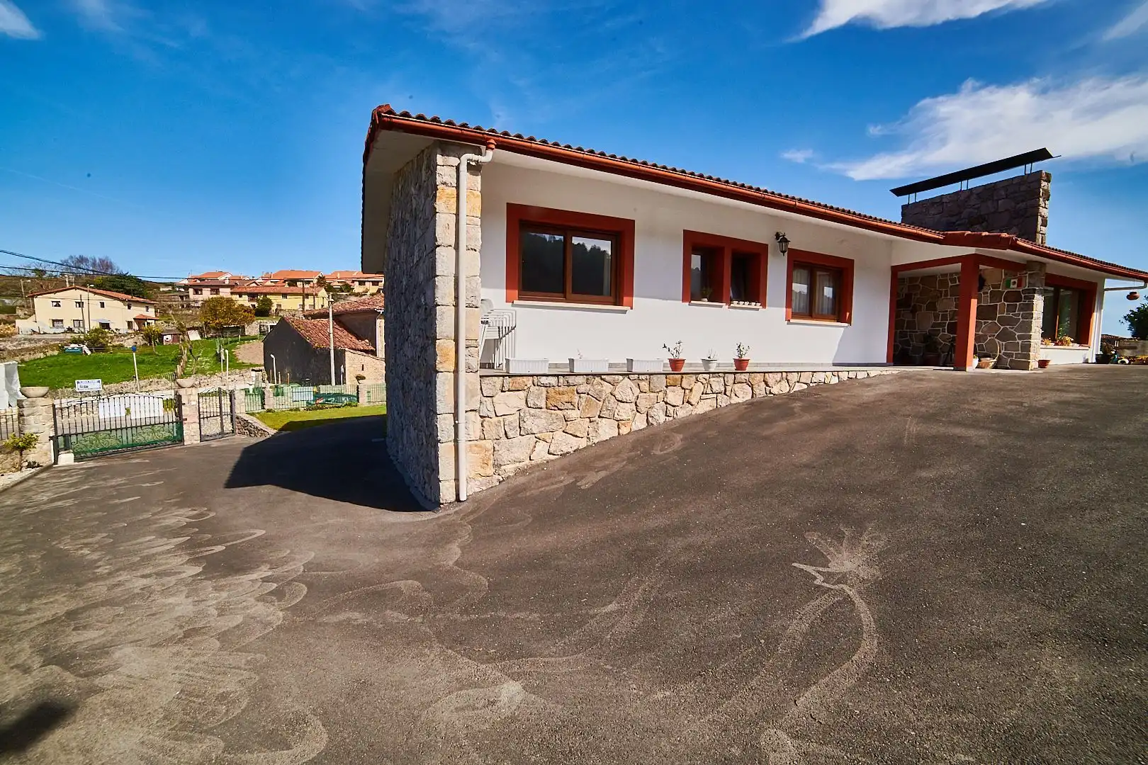 Vista exterior de Casa o chalet en venta en Llanes con Calefacción, Jardín privado y Trastero