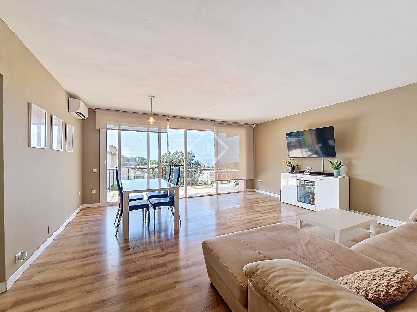 Sala de estar de Casa o chalet en venta en Calafell con Aire acondicionado, Jardín privado y Terraza