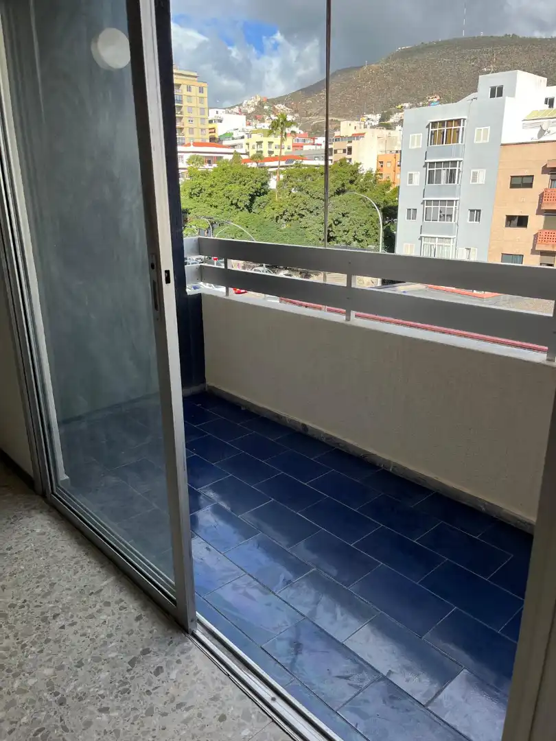 Piso en venta en Calle Santa Teresa Jornet e Ibars, 5, Duggi - Rambla - Los Hoteles