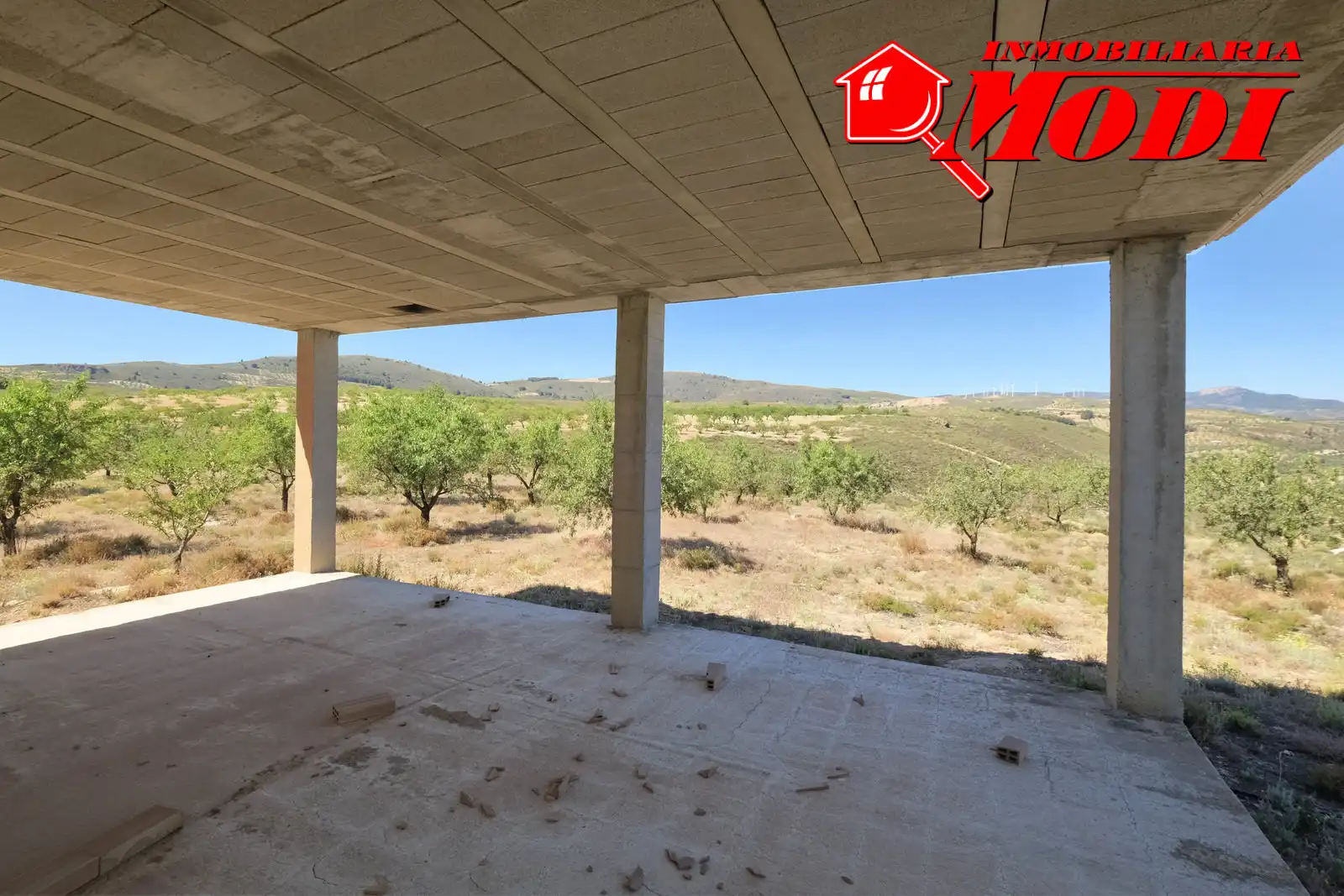 Casa rústica amb jardí en venda a Villamena, imagen 22