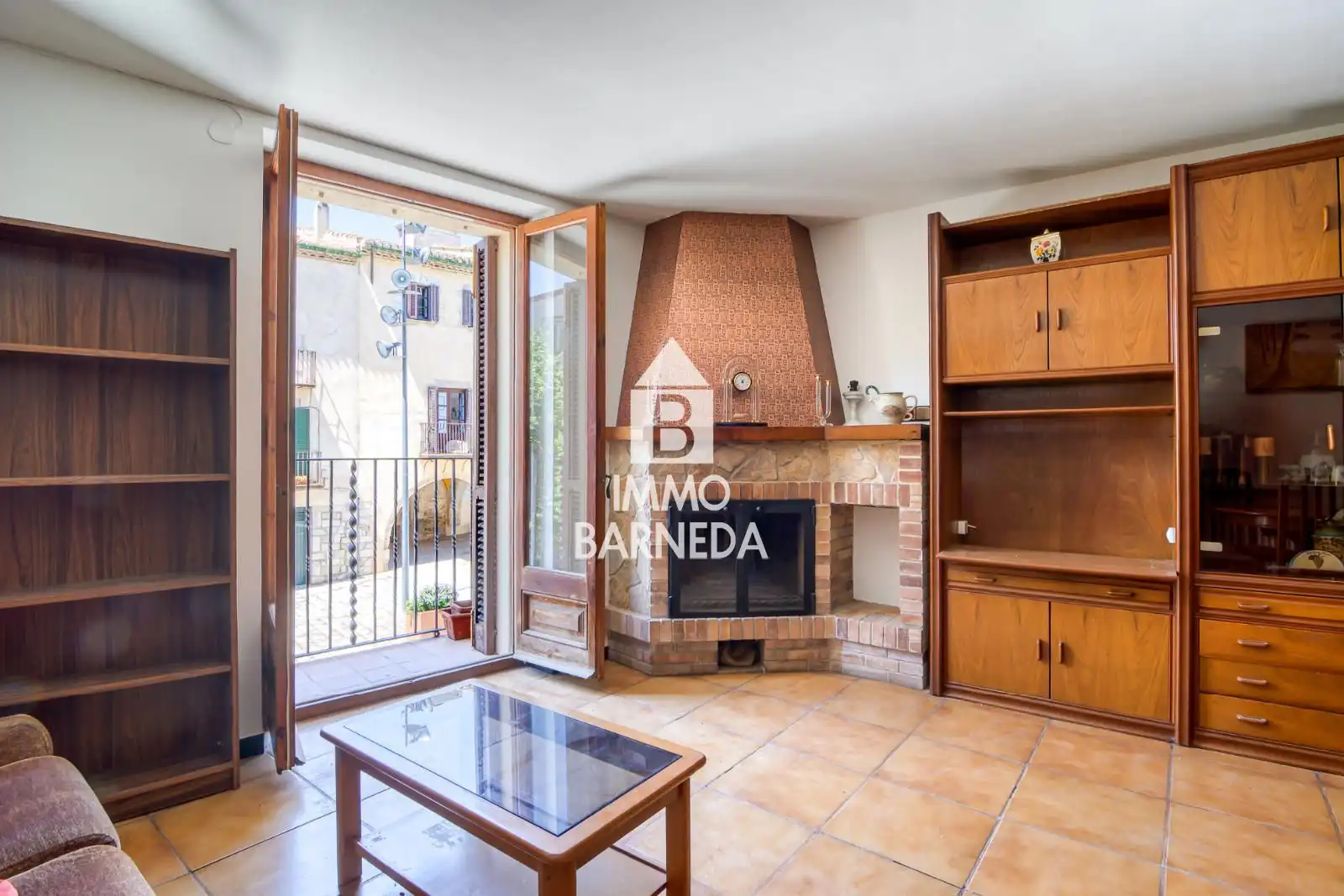 Vista exterior de Casa o xalet en venda en Peralada amb Calefacció, Terrassa i Moblat