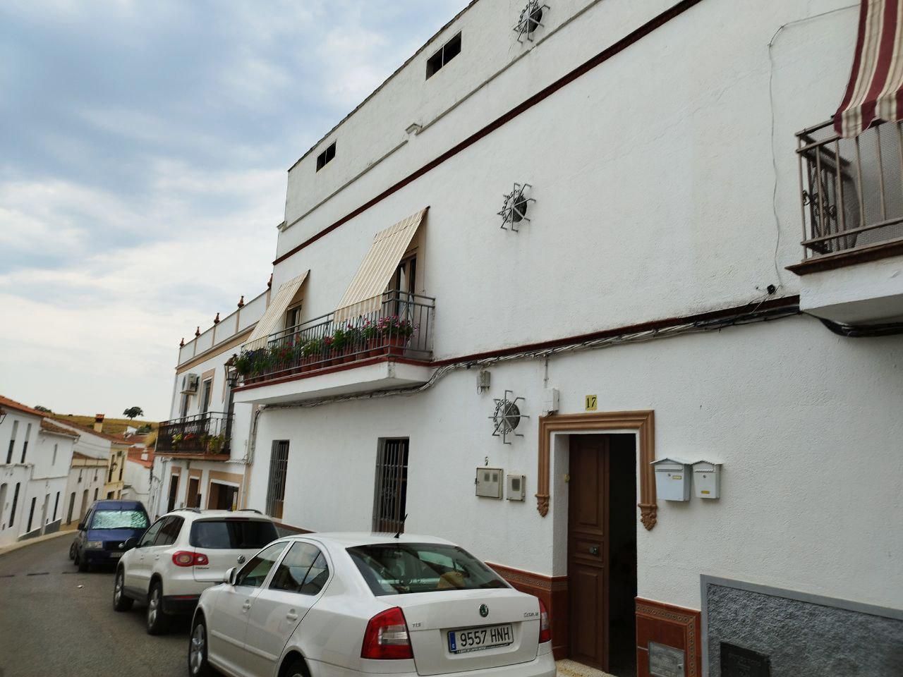 Exterior view of Single-family semi-detached for sale in El Real de la Jara  with Private garden
