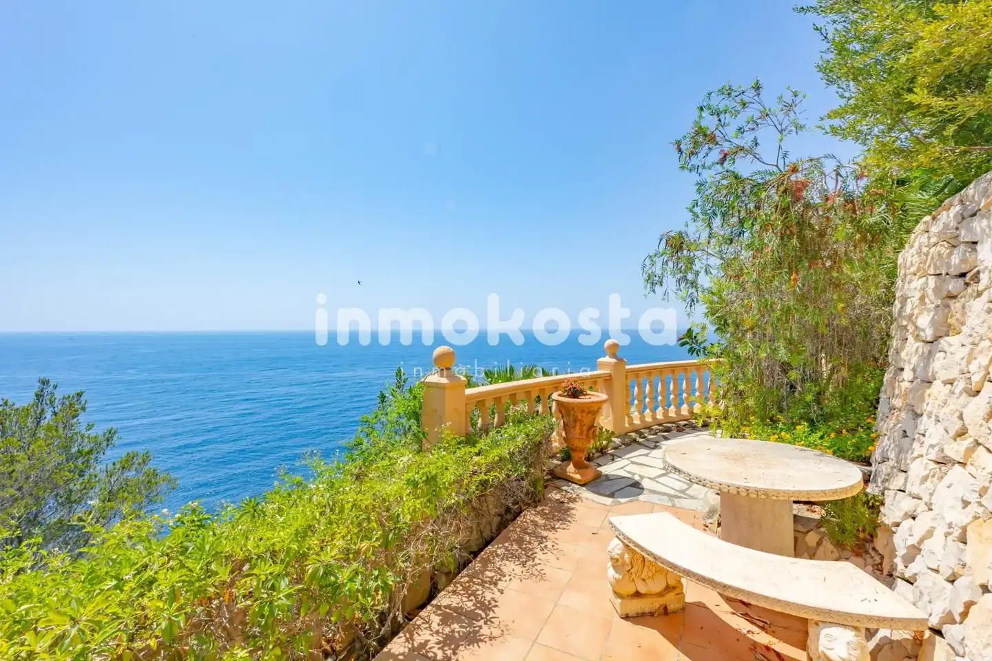 Houses for sale in Jávea / Xàbia  with Air Conditioner, Heating and Private garden