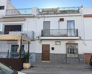 Vista exterior de Casa adosada en venda en Marchena