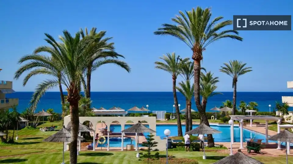 Garden of Apartments for share in Dénia  with Air Conditioner, Terrace and Furnished