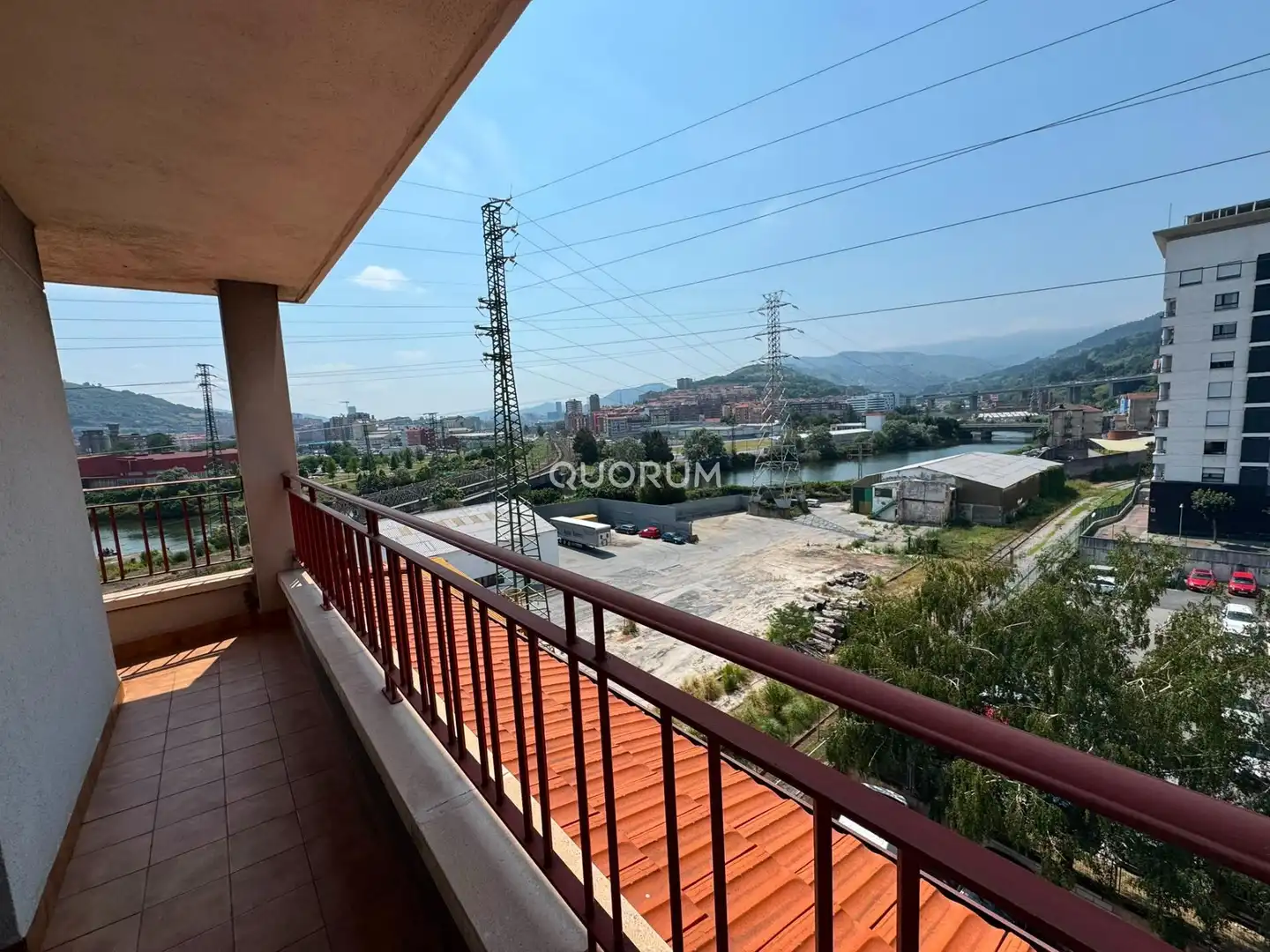 Terraza de Ático en venta en Barakaldo  con Calefacción, Terraza y Trastero