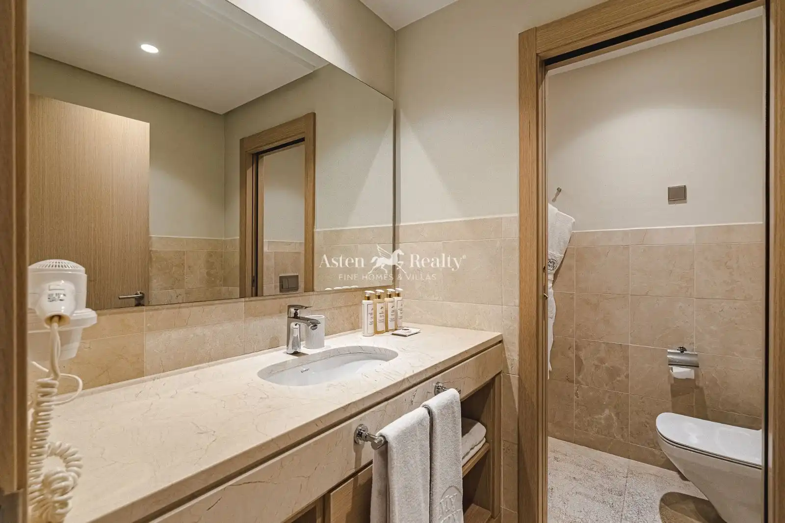 Baño de Apartamento en venta en Guía de Isora con Aire acondicionado, Terraza y Trastero