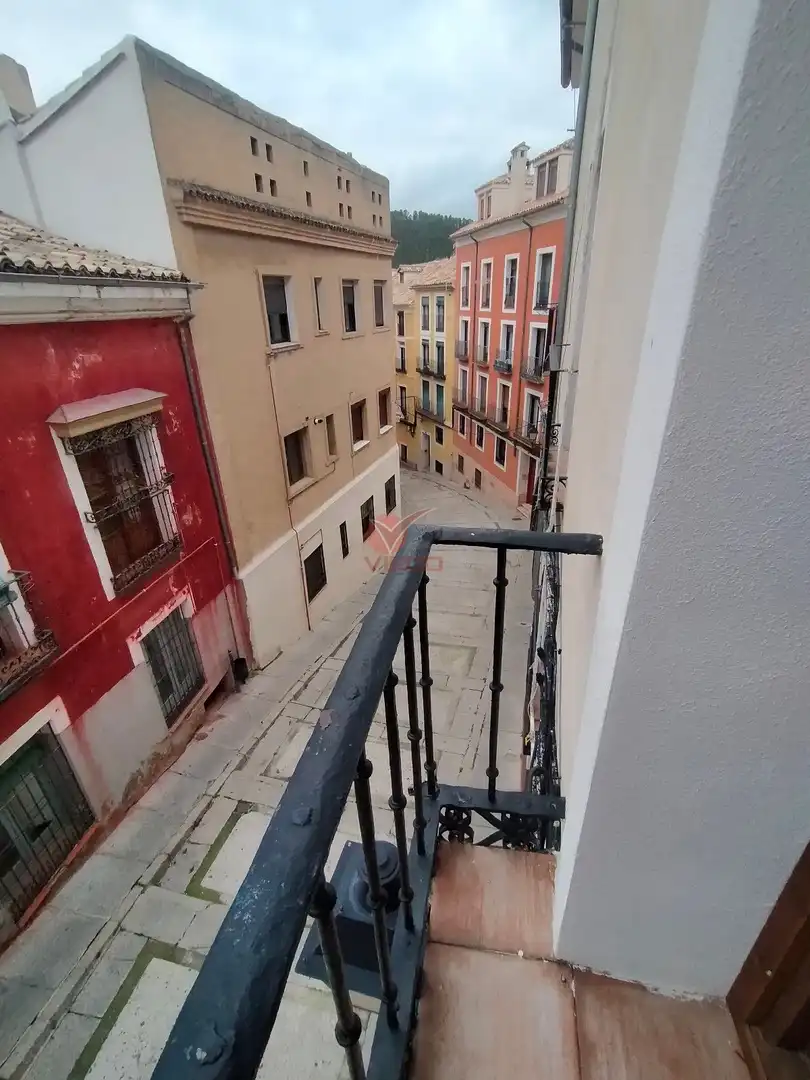 Terrassa de Pis en venda en Cuenca amb Calefacció