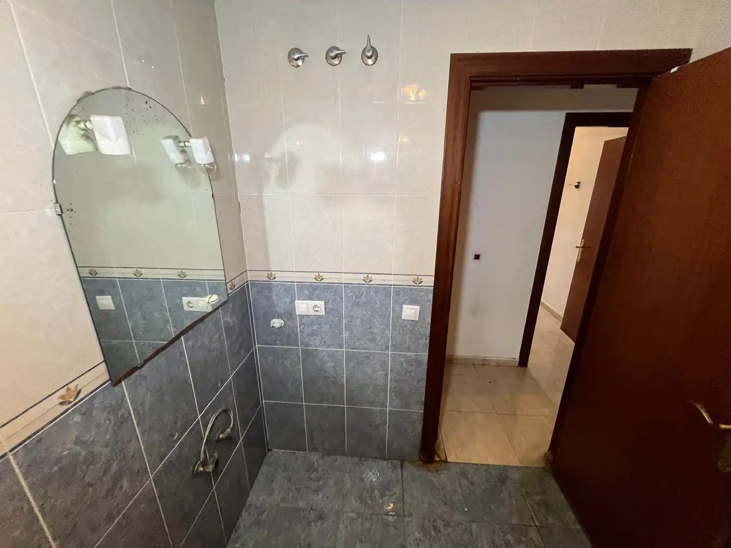 Baño de Piso en venta en Figueres
