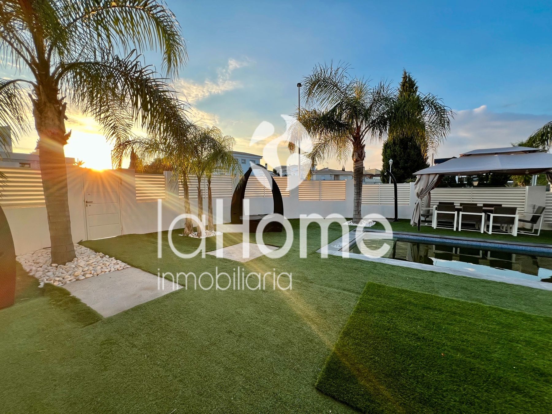 Vista exterior de Casa o chalet en venta en Bétera con Aire acondicionado, Calefacción y Jardín privado