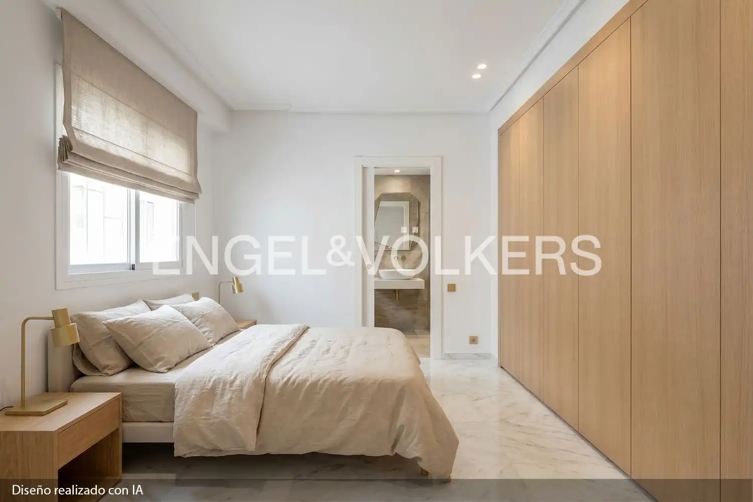 Dormitori de Pis en venda en  Valencia Capital amb Calefacció i Balcó