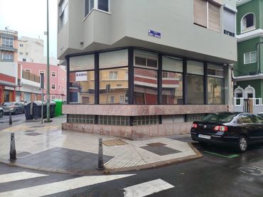 Gewerbefläche zur Miete in Calle JERONIMO FALCON