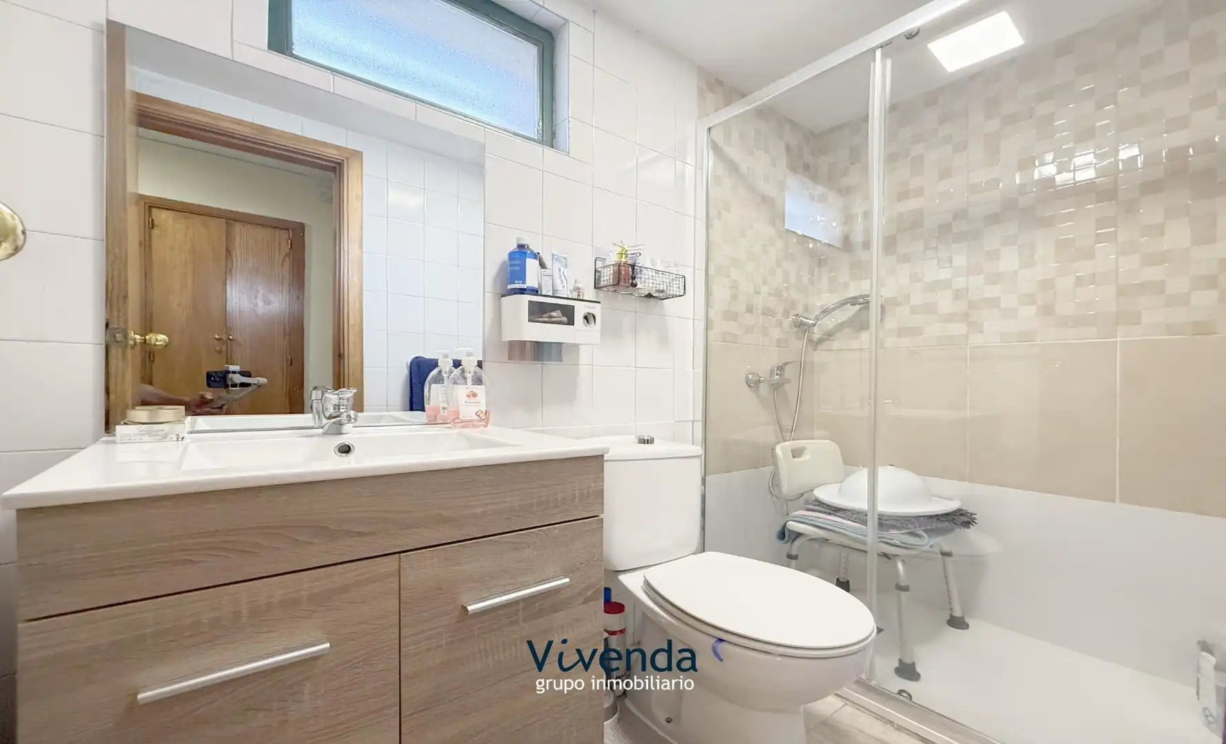 Baño de Casa adosada en venta en Madrid con Aire acondicionado, Calefacción y Trastero