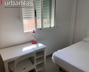 Bedroom of Flat to rent in  Murcia Capital  with Air Conditioner, Heating and Private garden