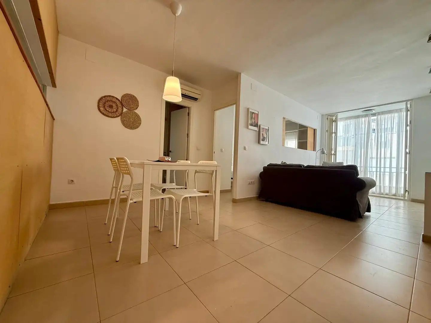 Flat for rent in Calle de Fernán Sánchez de Tovar, Cruz Roja