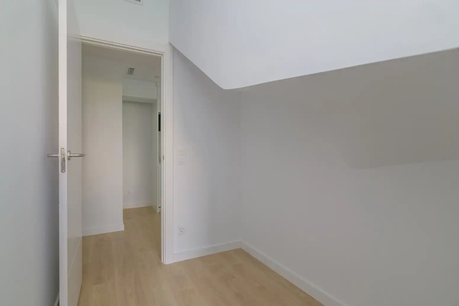 Flat for sale in Cornellà de Llobregat - Carretera ESPLUGUES, La Gavarra