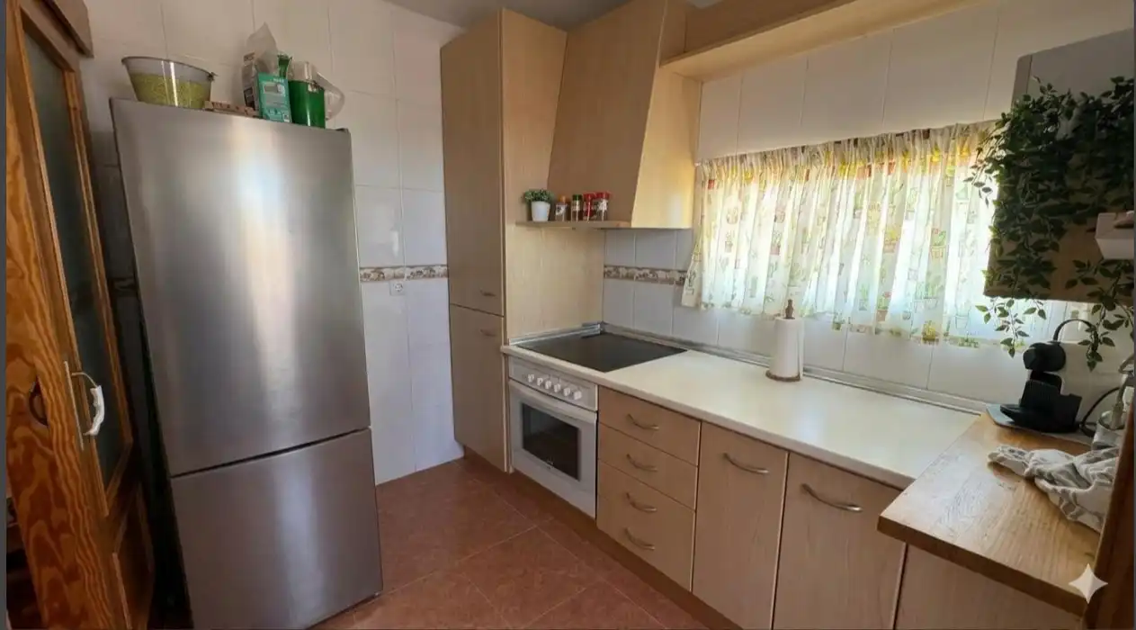 Cocina de Apartamento en venta en La Manga del Mar Menor con Terraza, Piscina y Amueblado