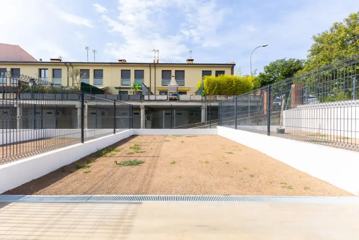 New build Terraced house with garden for sale in Carrer del Pintor Guàrdia, imagen 21