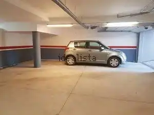 Parking de Casa o chalet en venta en Ciudad Real con Aire acondicionado, Calefacción y Jardín privado