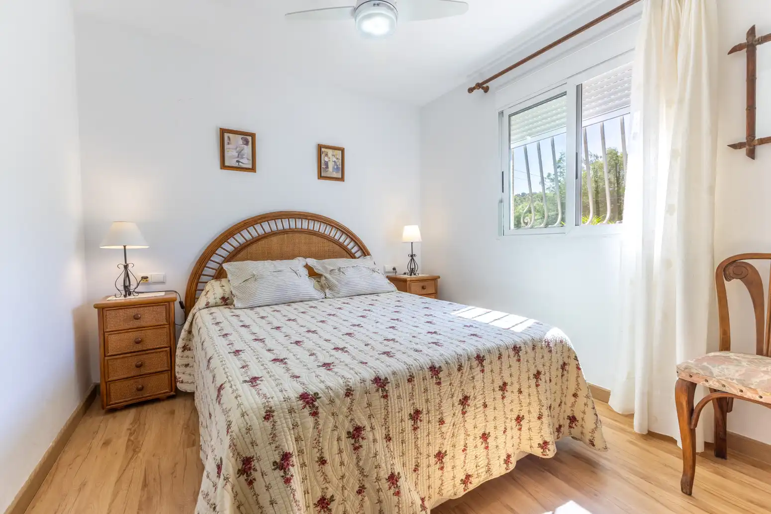 Dormitori de Casa o xalet en venda en Albalat dels Tarongers amb Terrassa i Moblat