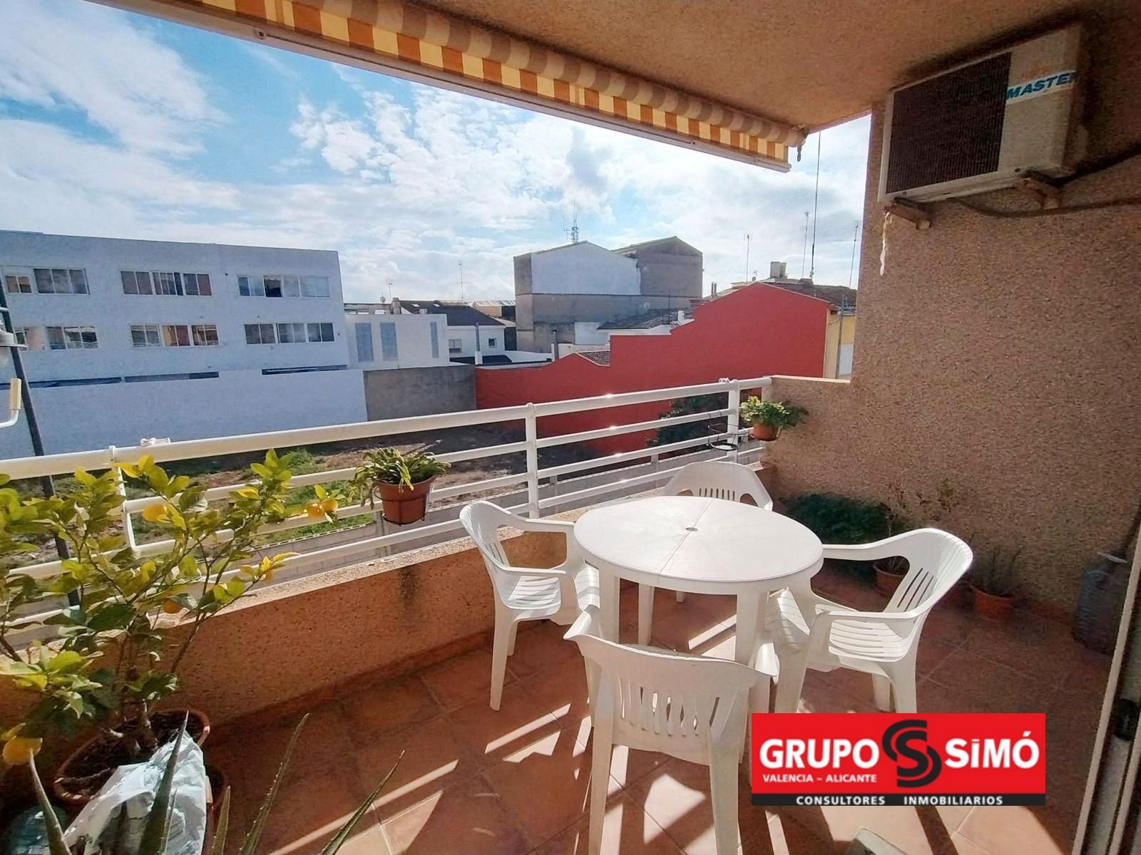 Terrasse von Wohnung miete in Alginet mit Klimaanlage, Heizung und Terrasse