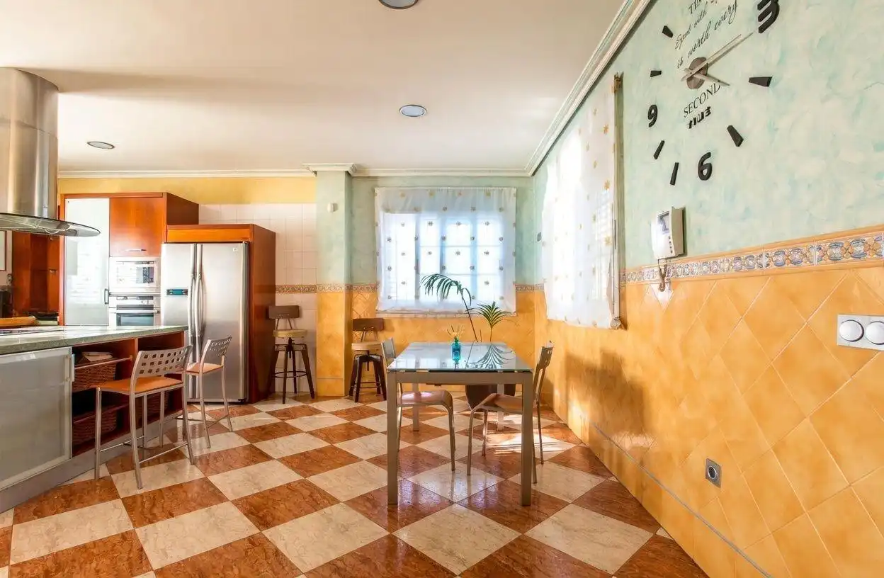 Cocina de Casa o chalet en venta en Murcia con Aire acondicionado, Calefacción y Jardín privado