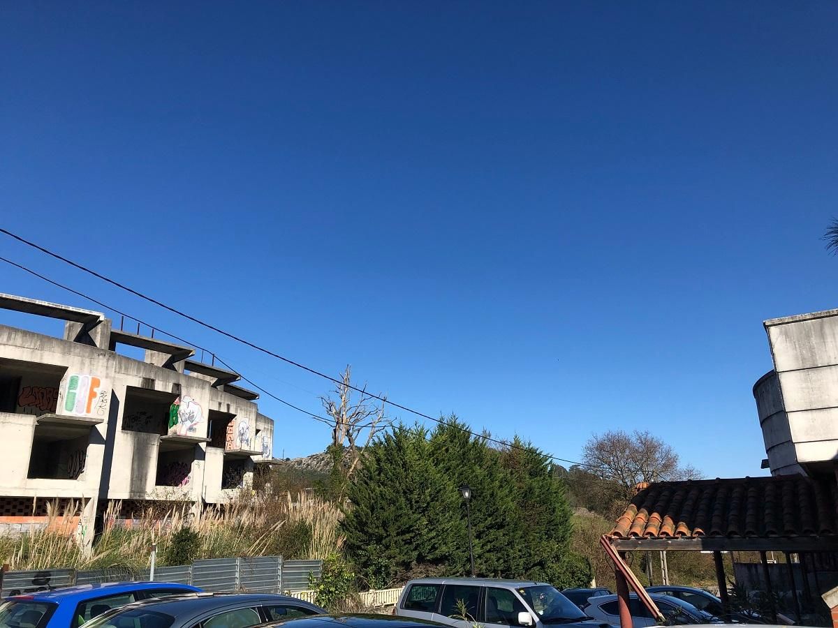 Vista exterior de Edifici en venda en Castro-Urdiales