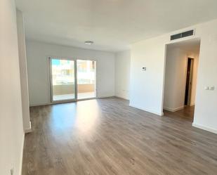 Sala d'estar de Pis de lloguer en Marbella amb Aire condicionat, Forn i Rentadora