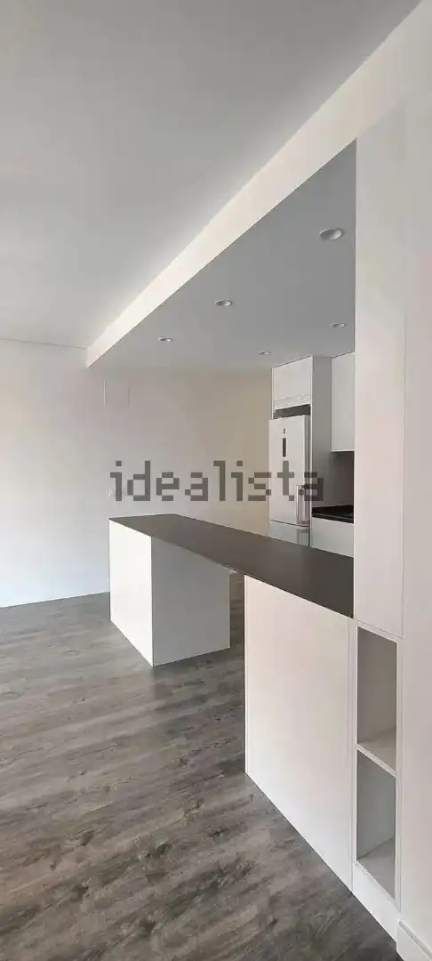 Kitchen of Flat for rent in Madrid  with Air Conditioner, Heating and Oven