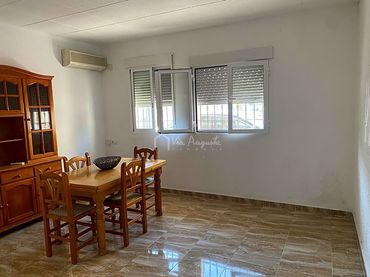 Rez-de-chaussée à vendre à Carrer l'Havana