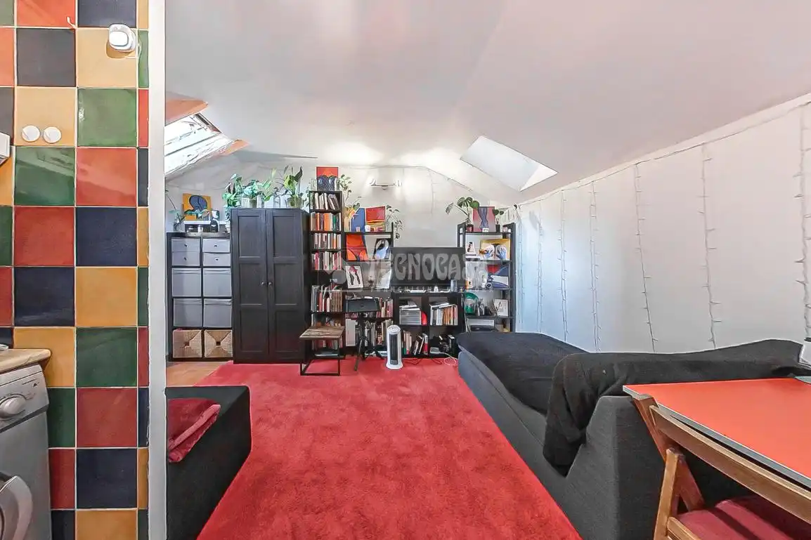 Habitación de Ático en venta en Madrid