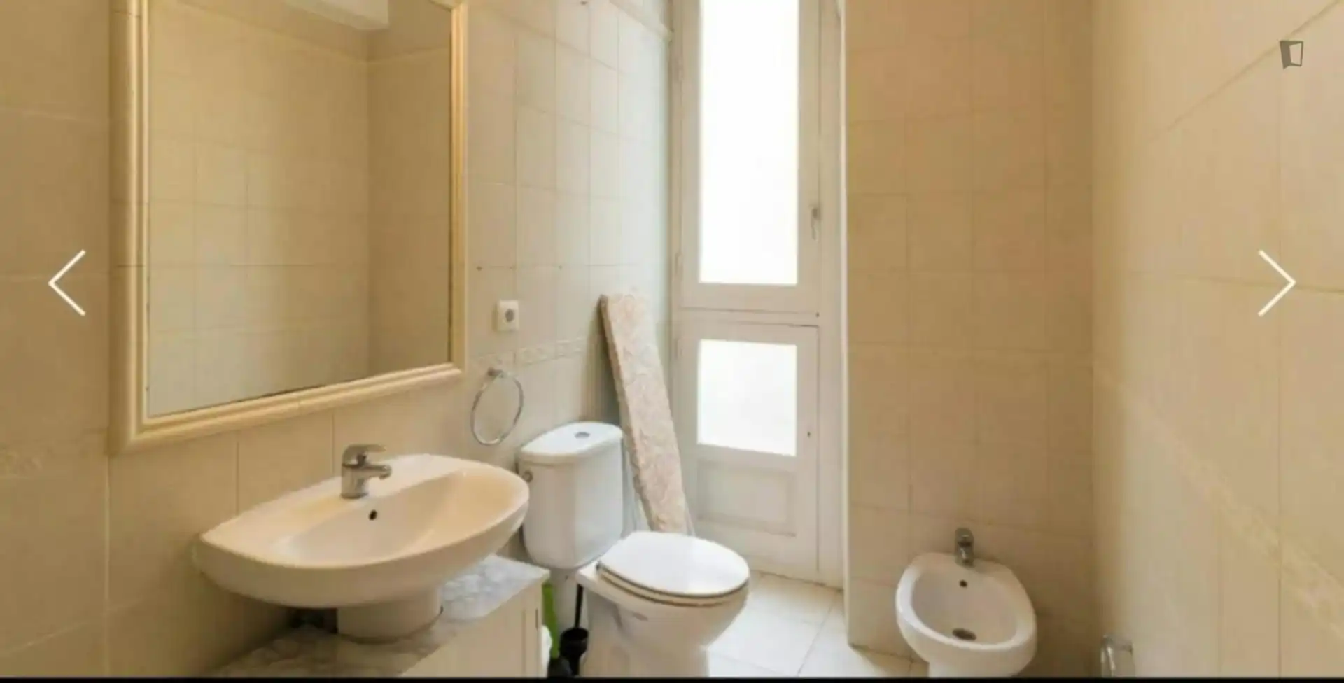 Bathroom of Flat for rent in Ciutat Vella