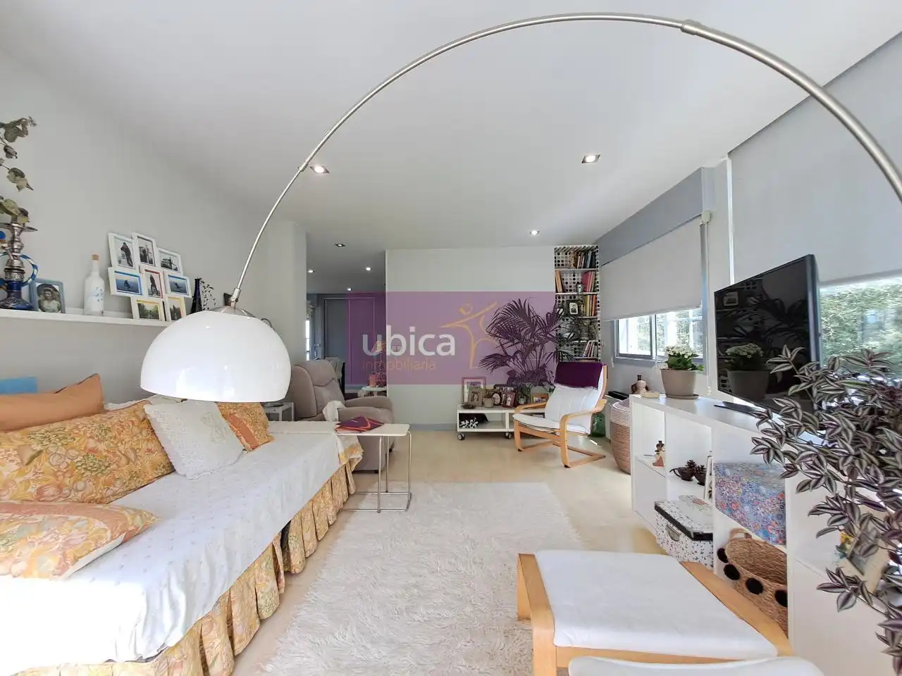 Living room of Houses for sale in Vigo   with Heating, Private garden and Terrace
