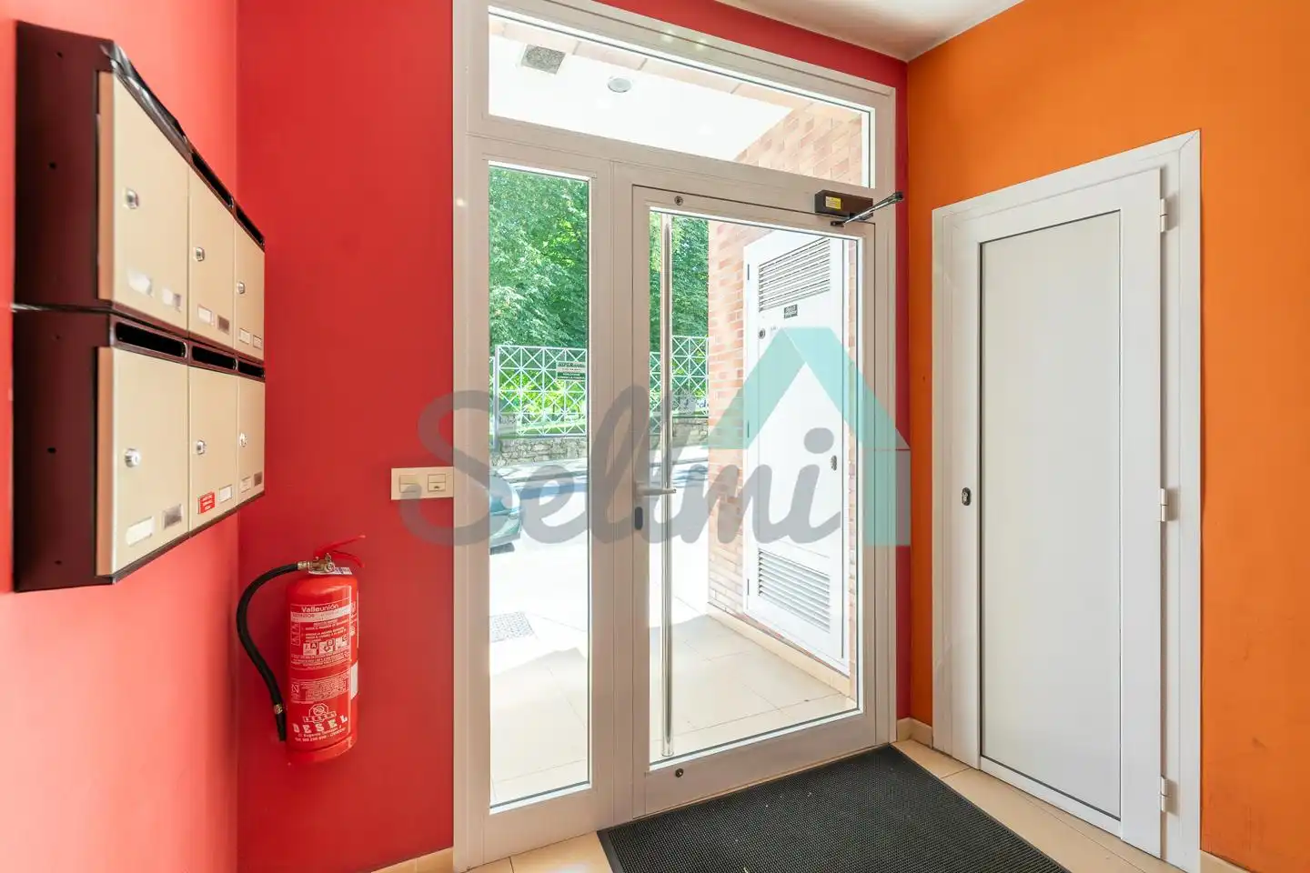 Piso en venta en Avilés con Calefacción, Parquet y Trastero