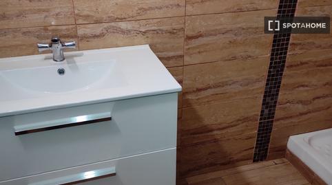 Photo 2 of Study to share in Canillejas, Madrid