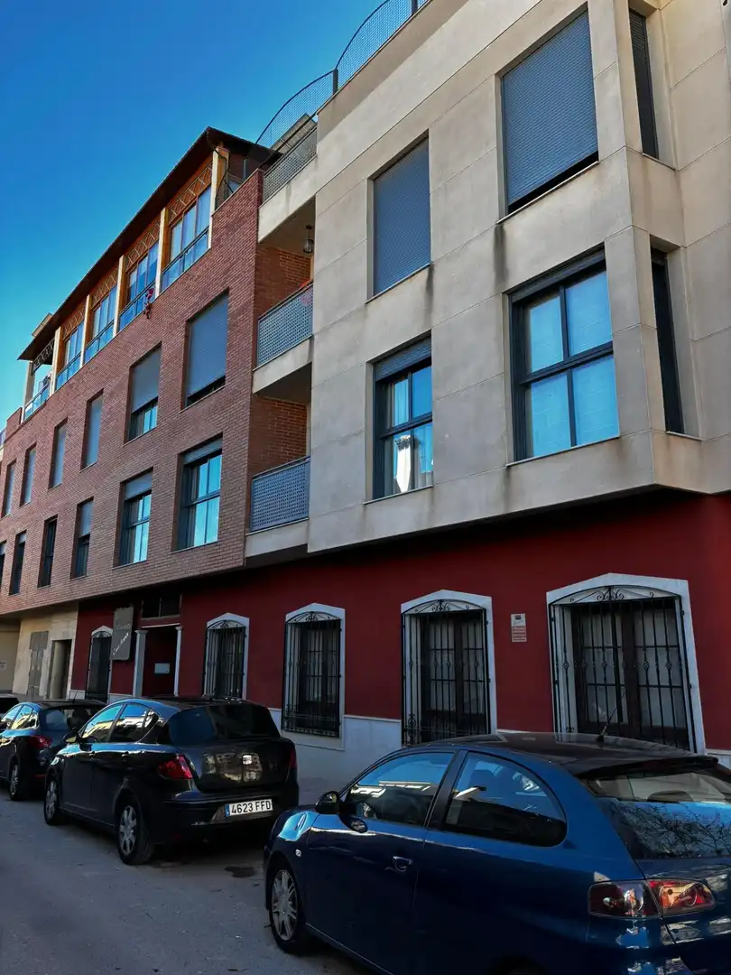 Vista exterior de Piso en venta en Totana con Aire acondicionado, Jardín privado y Trastero