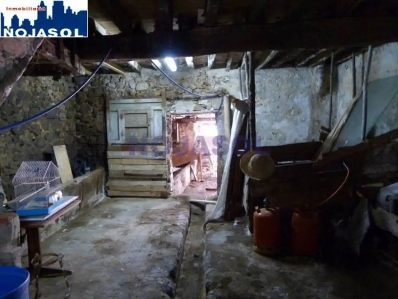 Casa adosada en venda en Escalante amb Moblat