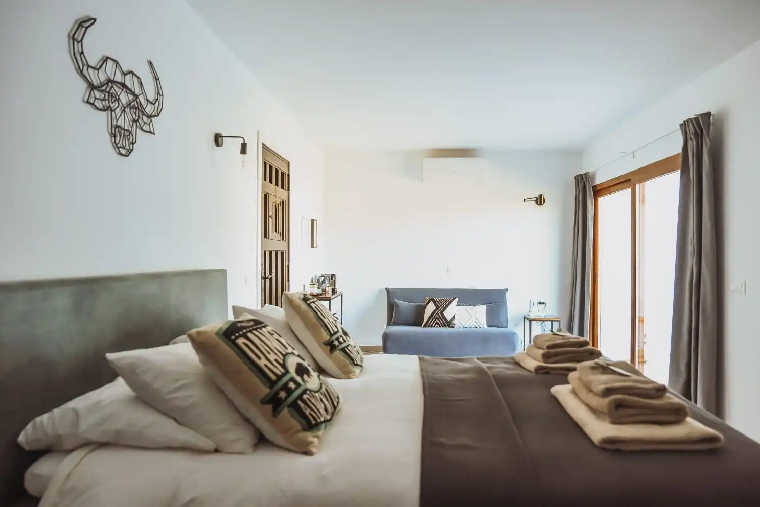 Schlafzimmer von Country house zum Verkauf in Álora mit Klimaanlage, Heizung und Privatgarten