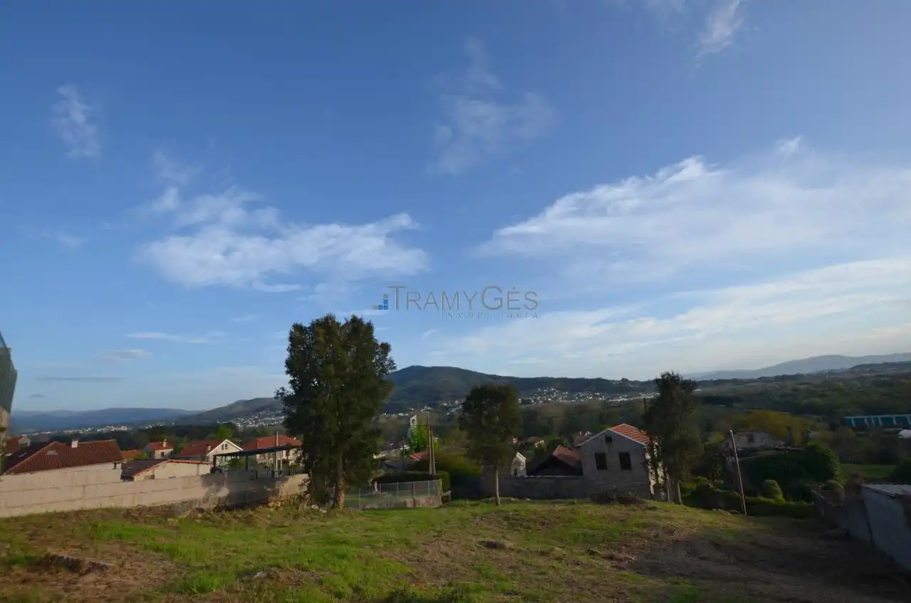 Residencial en venda en Tui