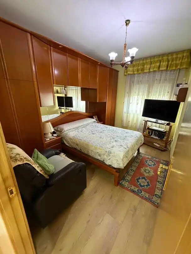 Schlafzimmer von Wohnung zum Verkauf in Vitoria - Gasteiz mit Heizung, Terrasse und Abstellraum
