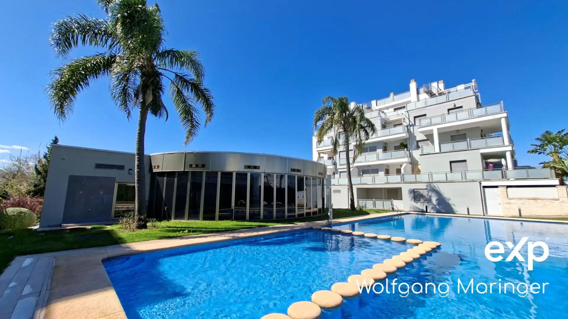 Piscina de Dúplex en venda en Oliva amb Aire condicionat, Calefacció i Jardí privat