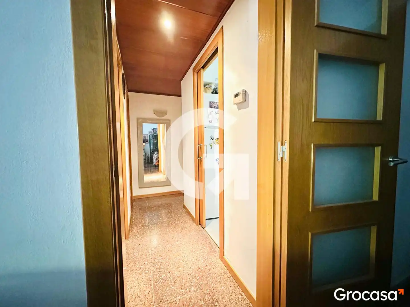 Flat for sale in Barcelona  with Air Conditioner, Heating and Oven