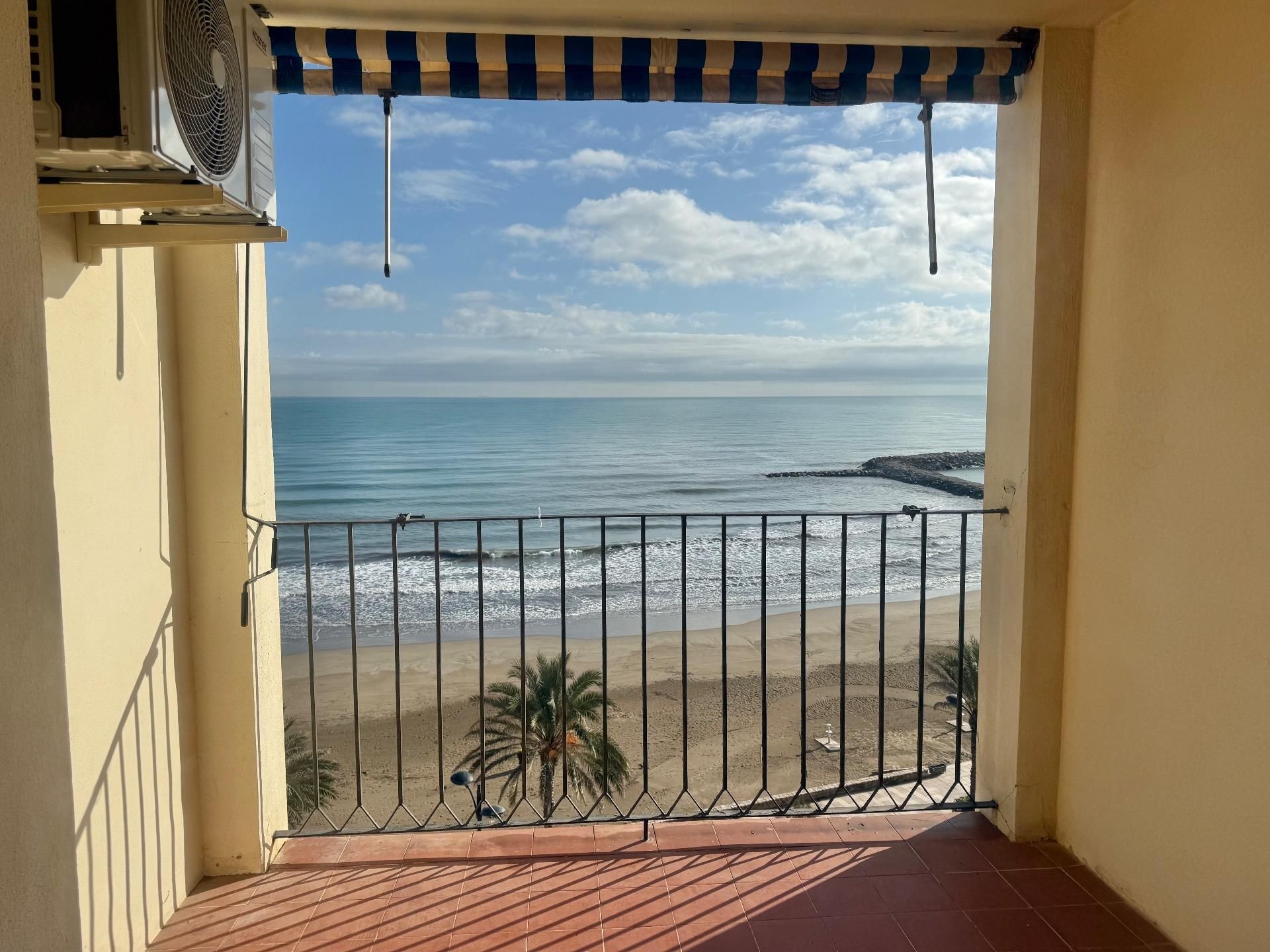 Piso en venta en Calle UNIO, Port Saplaya