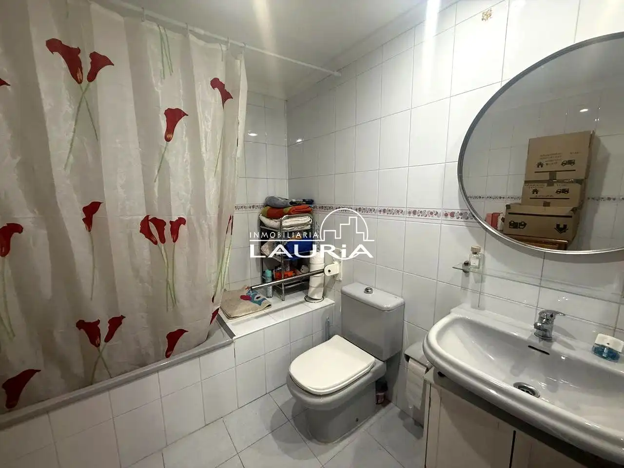 Bathroom of Ground floor for sale in Valencia  with Air Conditioner and Furnished